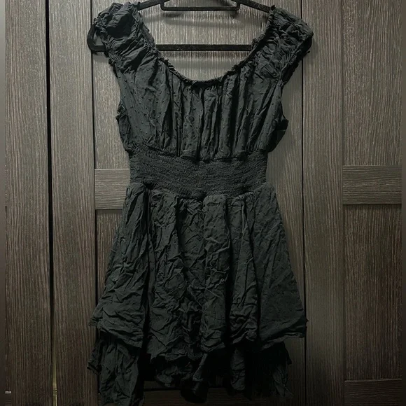 UO Pindot Lace Romper - Picture 4 of 4